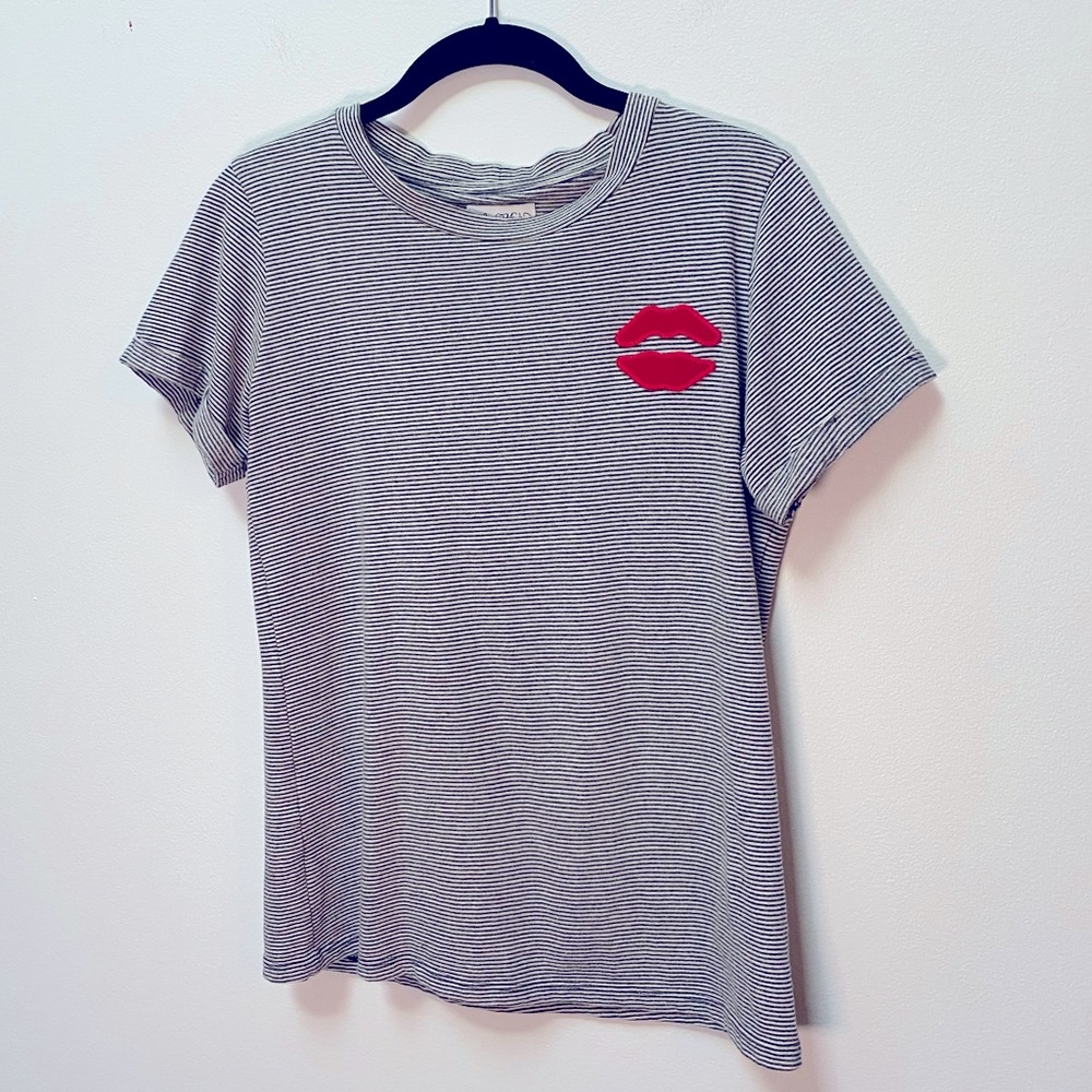 Lauren Moshi Collection white and black pinstripe short sleeve, lip embroidery